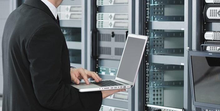 Offre d'emploi au sein du groupe aéronautique Clair Group : informatique