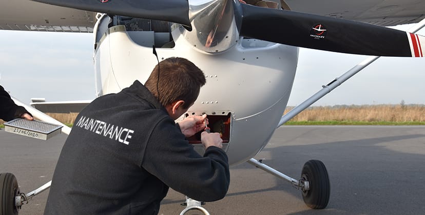 Mécanicien avion : offre d'emploi en maintenance aéronautique chez Astontec